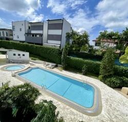 Astridville (D10), Condominium #627922421